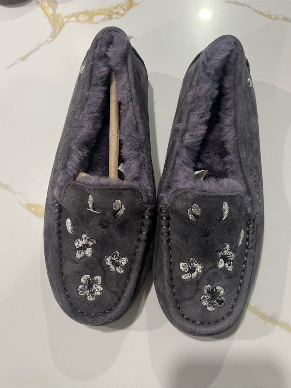 NEW UGG Plush Floral Embroidered Slip-On Women's Slippers - Gray